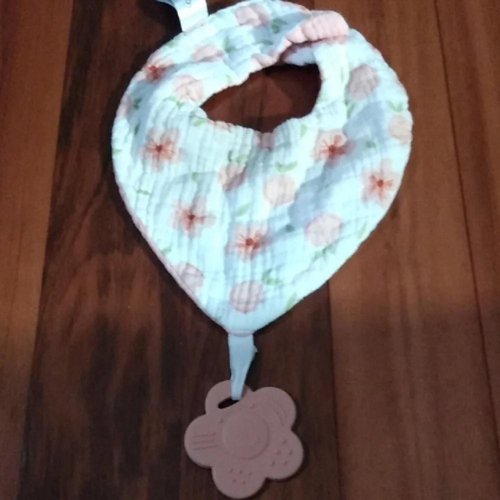 Baby Girls Bibs Lot of 6, Muslim Style with Teether, Terry Cloth & Bandana Bibs